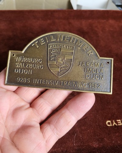 Oldtimer automobile car club - oldtimer,